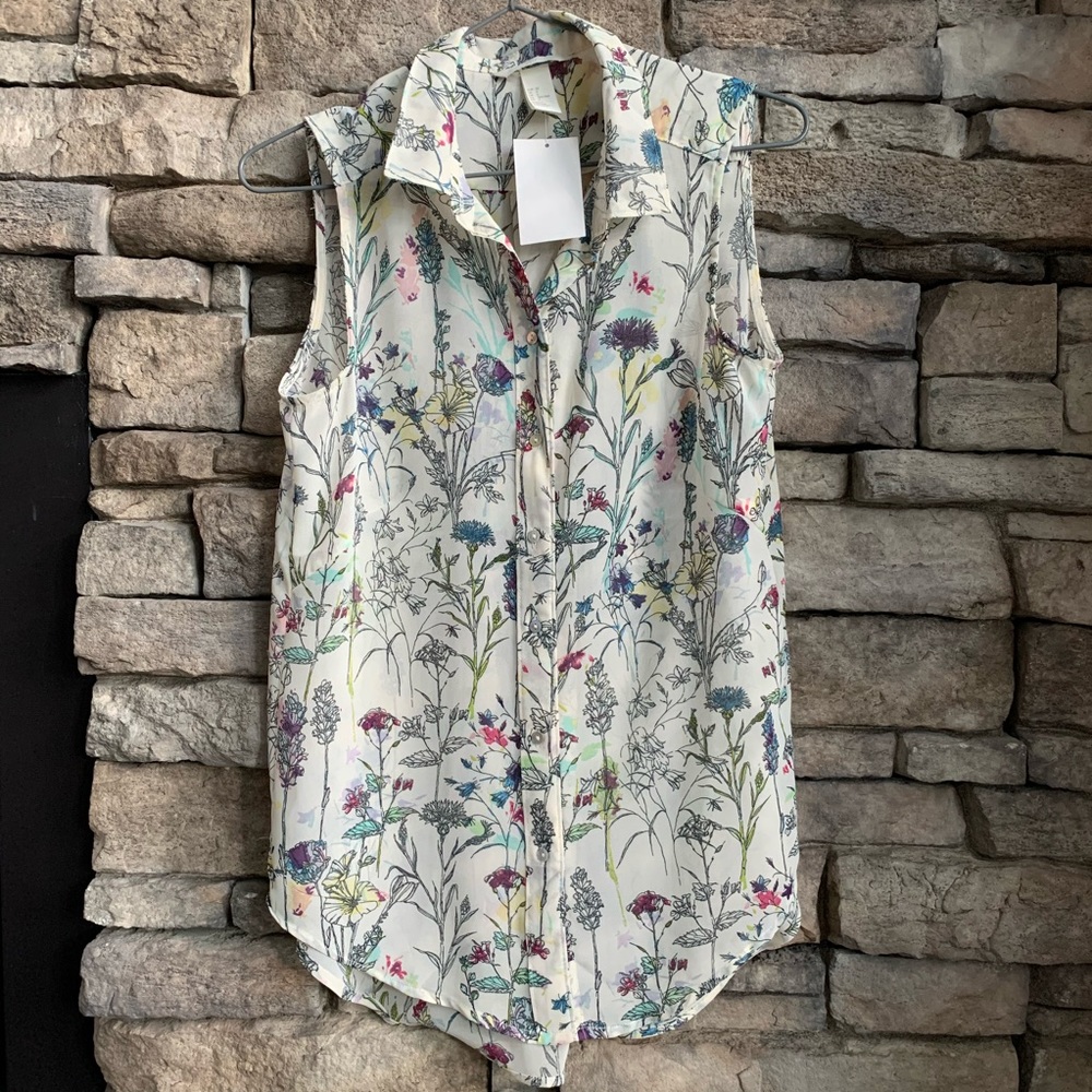 H&M | floral sleeveless blouse